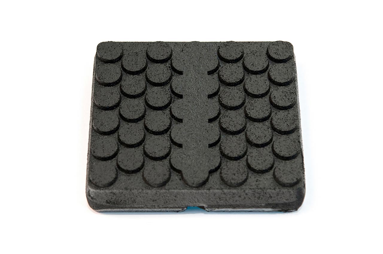 Double cover plate for crossing system joints