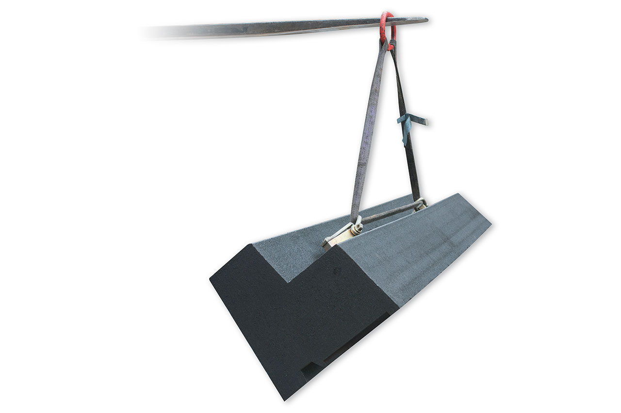 Rubber edge beam showing drainage channels