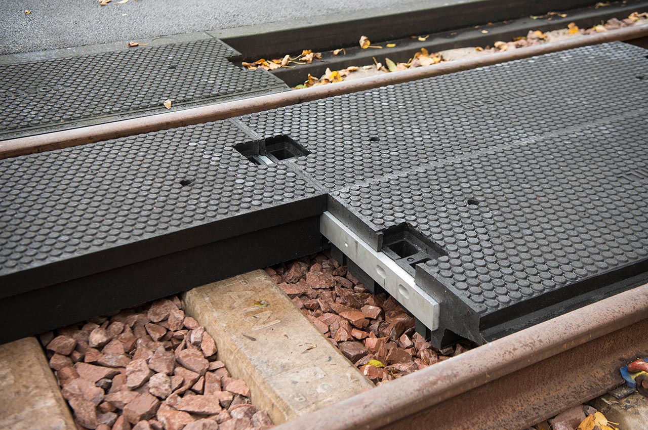 Multi-panel installation